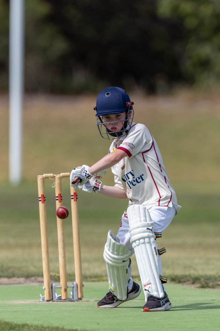 U11Naulls-R11VGlenWav-80